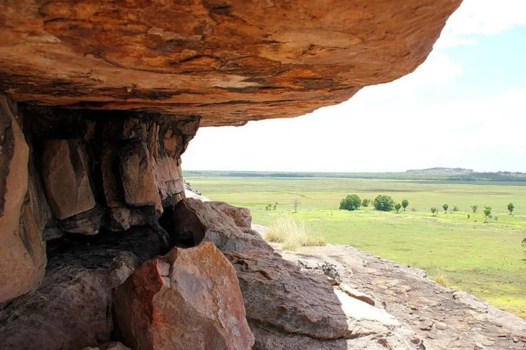 Ancient Lands And Rock Art Sites