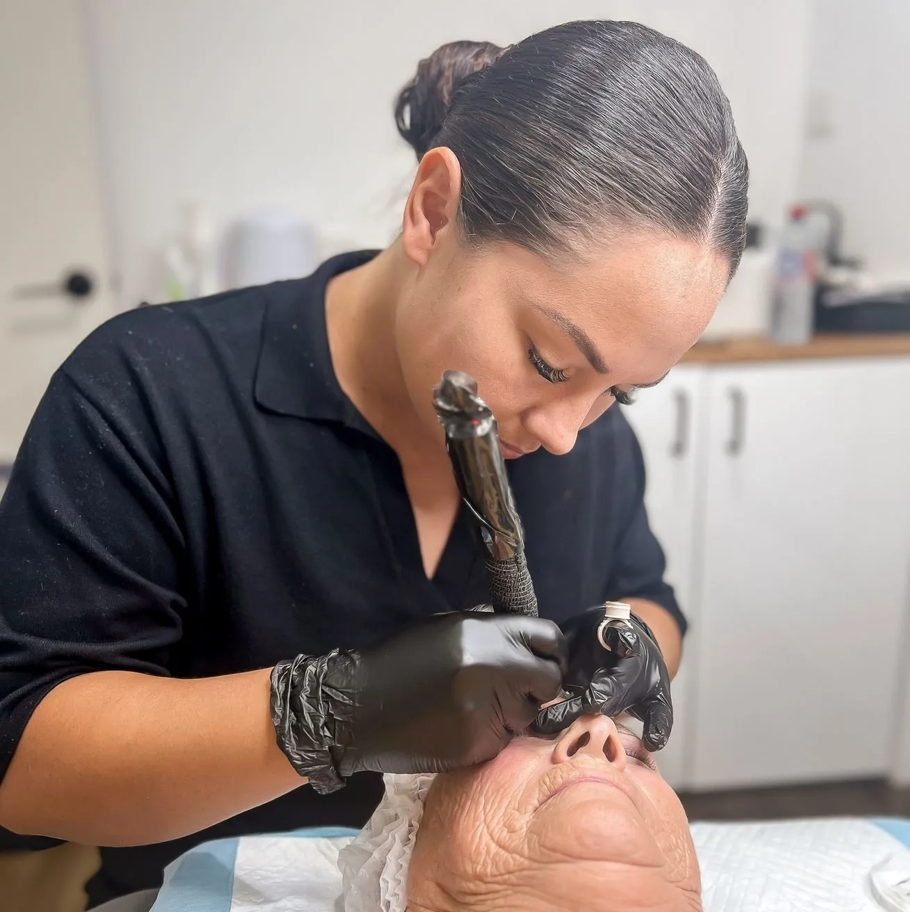 eyebrow tattoo training